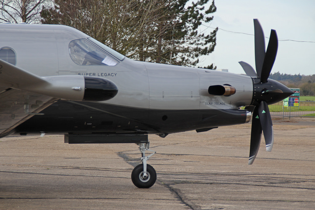 High-performance aircraft propeller